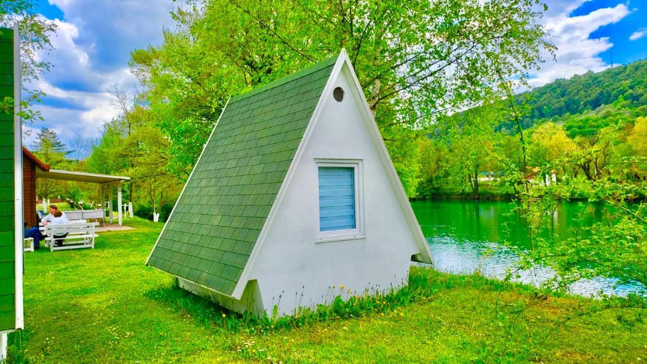 Отель Una Kamp Босанска-Крупа Экстерьер фото