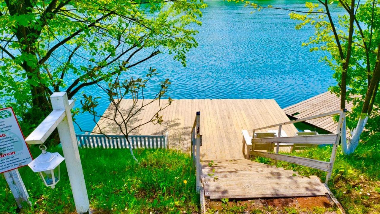 Отель Una Kamp Босанска-Крупа Экстерьер фото